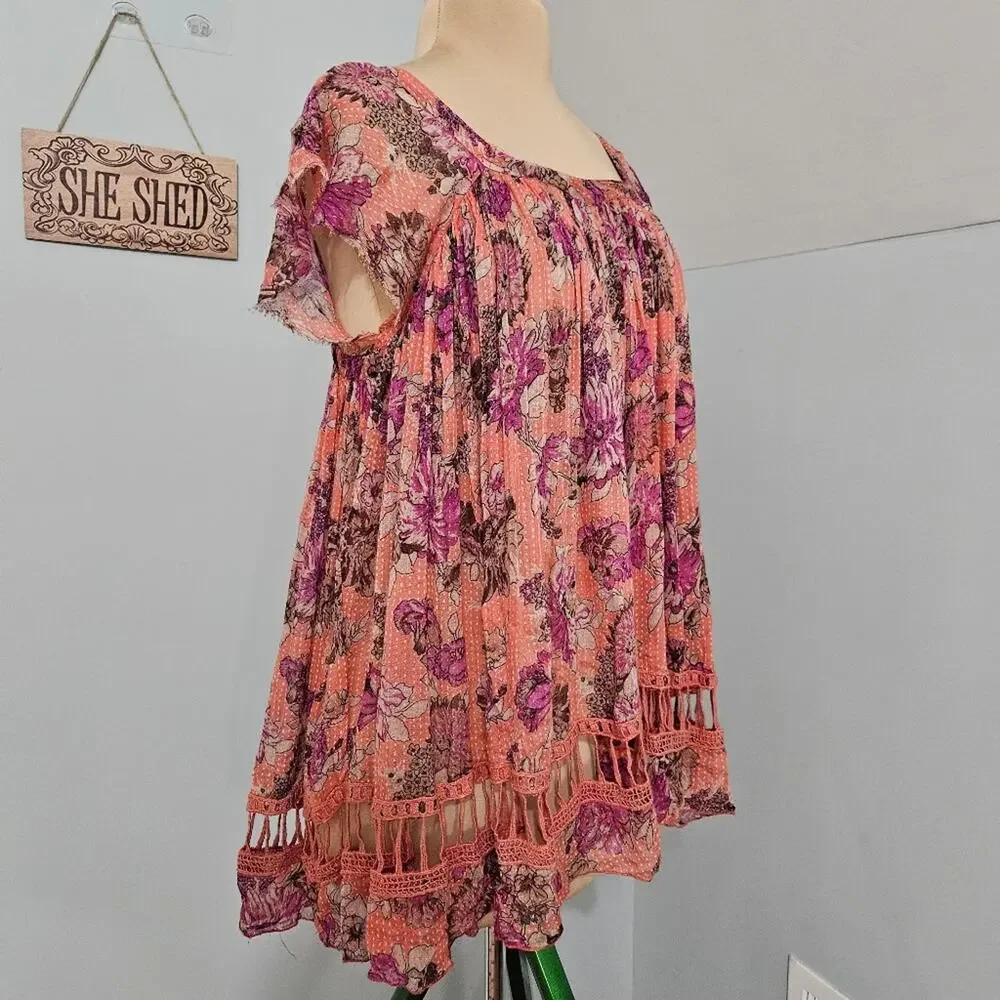 FP One Peach‎ Pink Floral Boho Tunic Top S Crochet Hem Cap Sleeve Artemis Fairy